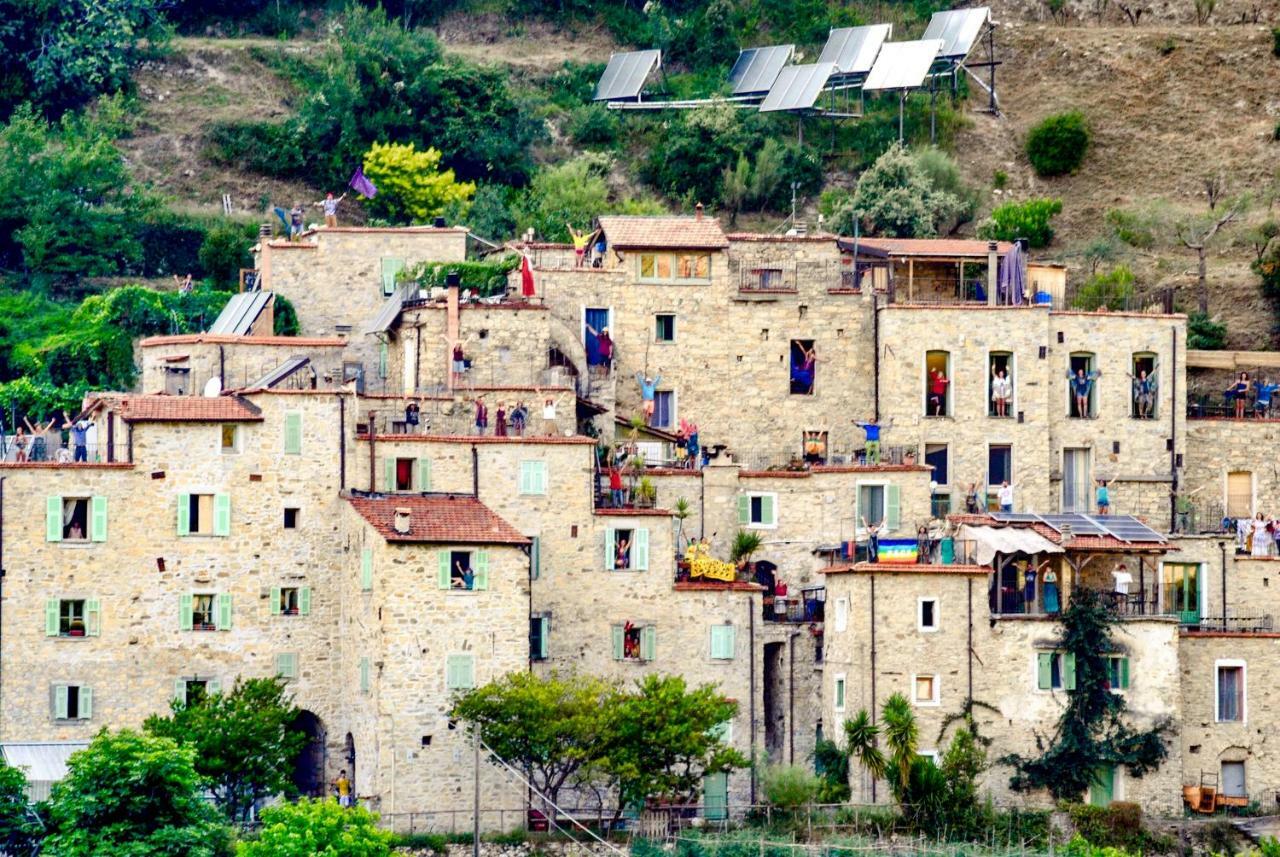 Ecovillaggio Torri Superiore المظهر الخارجي الصورة